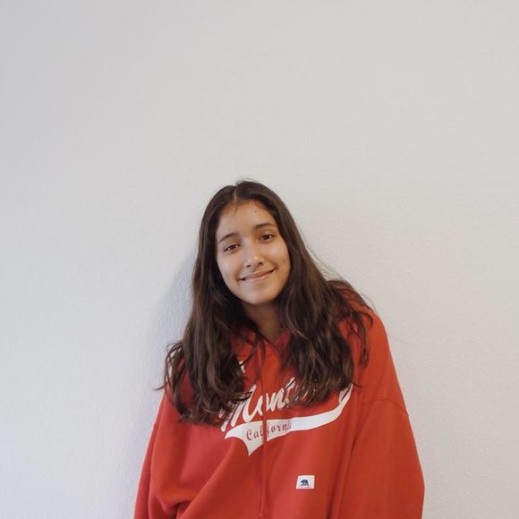 Meet your Posher, Yada - Picture 1 of 1